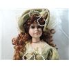 Image 2 : DUCK HOUSE HEIRLOOM PORCELAIN DOLL