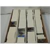 Image 2 : LARGE BOX BASEBALL PLAYER CARDS