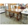 Image 2 : ANTIQUE OAK INLAID QTR SAW DINING TABLE LEAVES
