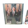 Image 2 : LOT 4 RONALD REAGAN CALENDARS PHOTO