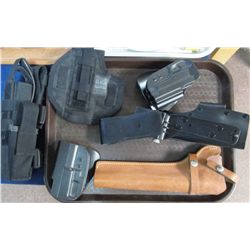 TRAY OF 6 ASSORTED HOLSTERS