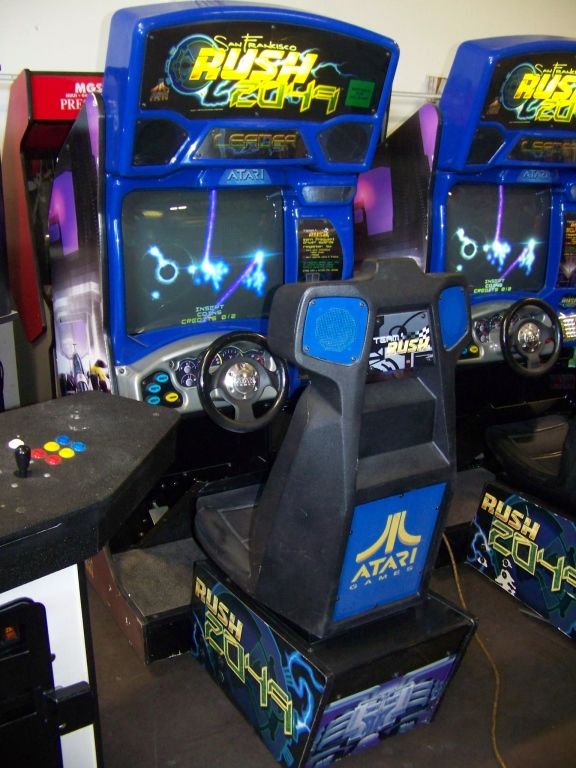Arcade Racing Machine Rush RUSH 2049 RACING ARCADE GAME ATARI