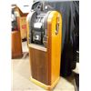 Image 1 : 1933 MILLS 5 CENT EXTRAORDINARY CLUB CONSOLE SLOT