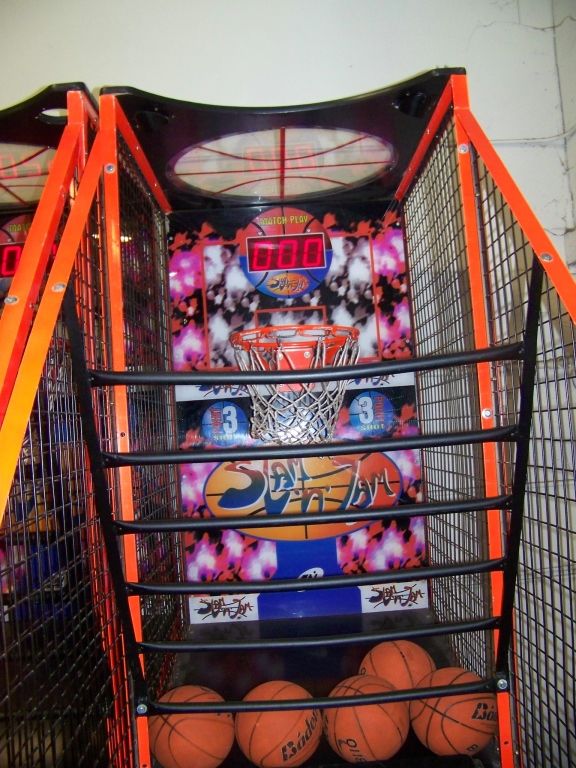 SLAM N JAM BASKETBALL ARCADE GAME