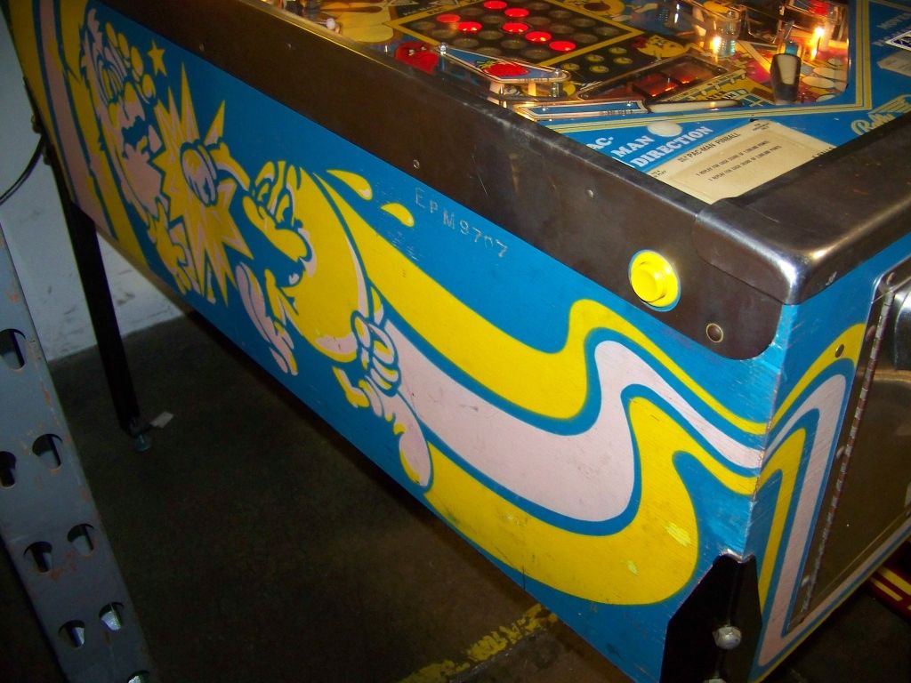 MR & MRS PACMAN PINBALL MACHINE BALLY