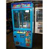 Image 2 : 31" TOMMY BEAR PLUSH CLAW CRANE MACHINE