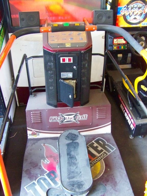 TOP SKATER SEGA DELUXE ARCADE GAME 50"