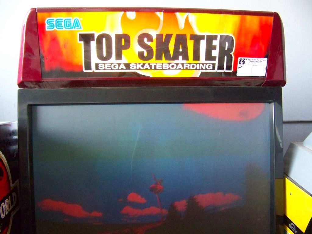 TOP SKATER SEGA DELUXE ARCADE GAME 50"