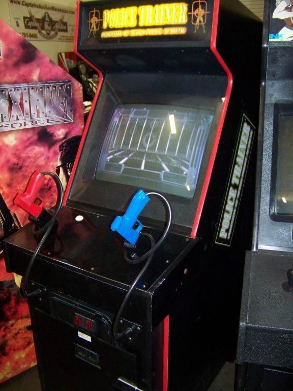 POLICE TRAINER SHOOTER ARCADE GAME