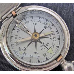 VINTAGE WW1 ERA DOXA JAPAN STEEL COMPASS - WORKS