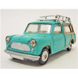 VINTAGE CORGI AUSTIN MINI COUNTRYMAN TOY CAR