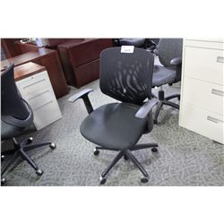 BLACK MESH MID BACK TASK CHAIR S2