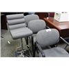 Image 1 : 3 GREY SLED BASE CLIENT CHAIRS AND 1 GREY PNEUMATIC STOOL