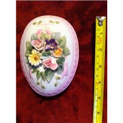 Lefton vintage Trinket Egg Box, hand painted