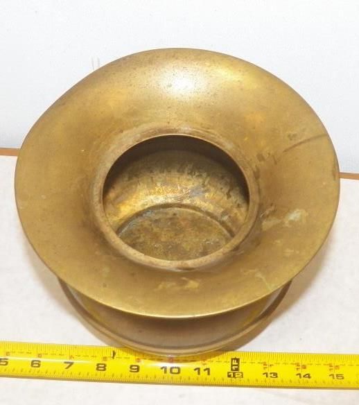 Small Antique Brass Cuspidor Spittoon Vintage personal spittoon solid