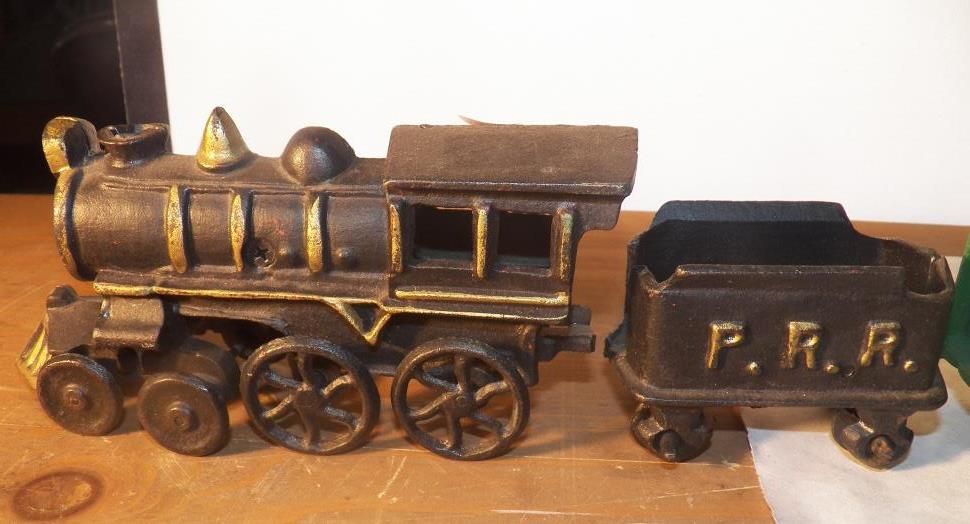 Washington 44 Cast Iron Train Set Vintage Cast Iron Train Set 5 cars
