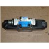 Image 1 : Tokimec Vickers Directional Control Valve Model: DG4SM-3-6C-P7-H-50