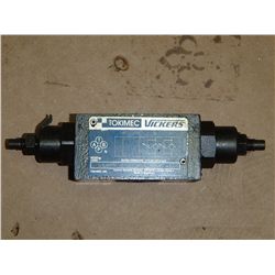 Tokimec Vickers Valve Model:  DGMFN-3-Y-A1W-B1W-41J