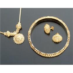 Indian 22-Karat Yellow Gold Four-Piece Ensemble...