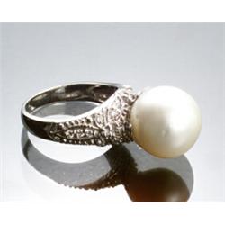 14-Karat White Gold, South Sea Pearl and Diamond Dinner Ring...