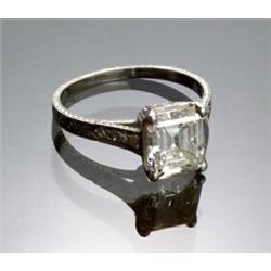 Art Deco Platinum and Solitaire Diamond Ring...