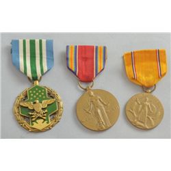 American medals WW2 Victory, Defense and a military