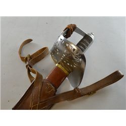 George V infantry officer's sword, with turned pommel,