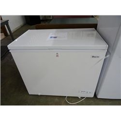 Magic Chef Chest Freezer - 0 Deg