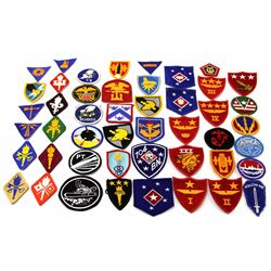 OVER 40 MIXED US PATCHES
