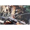 Image 6 : 6 AUTOGRAPHED 8x10's - Samuel Jackson, Charlie Sheen, Vincent Ward,