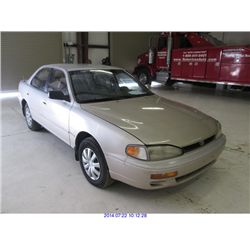 1995 - TOYOTA CAMRY//RESTORED  SALVAGE
