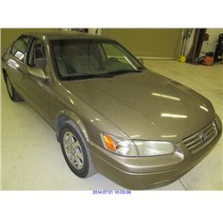 1999 - TOYOTA CAMRY