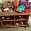 Image 3 : Multi-use Storage Table & Contents