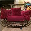 Image 1 : Double Papasan Chair