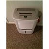 Image 1 : Frigidaire Dehumidifier