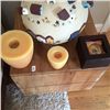 Image 4 : End Table with Contents