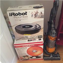 Dyson Vacuum Lot