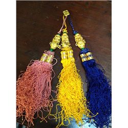 Estate 22kt Gold or better 3 Hanging Tassels with