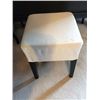 Image 2 : Writing Desk