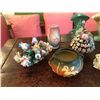 Image 2 : 10 Pieces U.S. Pottery and Capodimonte