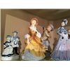 Image 2 : 10 Porcelain Figurines