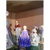 Image 4 : 10 Porcelain Figurines