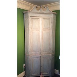 George III, 19th Century Corner Hutch