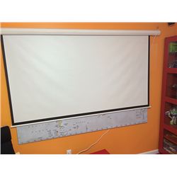Projecter Screen and Map