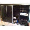 Image 1 : Large Standing Closet