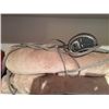 Image 7 : Closet Contents Lot
