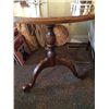 Image 2 : Ethan Allen Table & Ralph Lauren Lamps