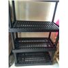 Image 4 : 8 Stacking Shelf Units