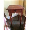 Image 3 : 2 Chairs and Side Table