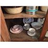 Image 6 : Cupboard Contents
